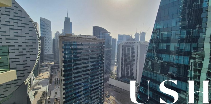 Apartment in Business Bay, Dubai, UAE 2 bedrooms, 90 sq.m. № 620410