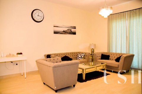 Apartament în Al Furjan, Dubai, EAU 3 dormitoare, 159 mp.  №621104