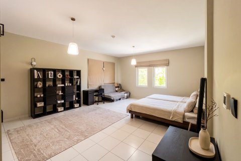 Müüa villa asukohaga The Villa, Dubai, AÜE: 5 magamistoaga, 1157.2 m² Nr 748429 - pilt 15