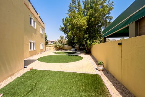 Müüa villa asukohaga The Villa, Dubai, AÜE: 5 magamistoaga, 1157.2 m² Nr 748429 - pilt 22