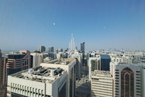 Снять в аренду квартиру в Corniche Road, Абу-Даби, ОАЭ 4 спальни, 204.4м2, № 535215 - фото 28