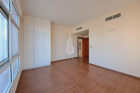 Vilă de închiriat în Khalifa City, Abu Dhabi, EAU 5 dormitoare, 910.4 mp.  №535232 - poză 24