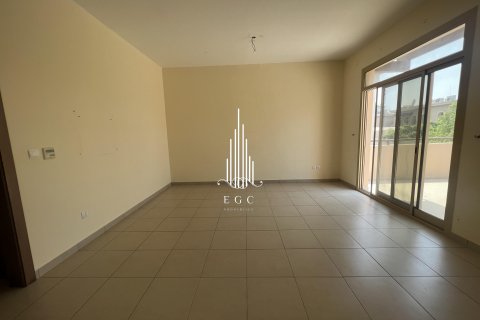 Khalifa City、Abu Dhabi、UAE にあるヴィラの賃貸物件 5ベッドルーム、520 m2、No535220 - 写真 4