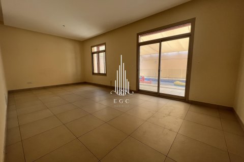 Khalifa City、Abu Dhabi、UAE にあるヴィラの賃貸物件 5ベッドルーム、520 m2、No535220 - 写真 6