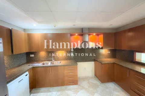 Apartemen di Jumeirah Beach Residence, Dubai, UEA 3 kamar tidur, 202.52854000 m2 nomor 722584 - foto 9