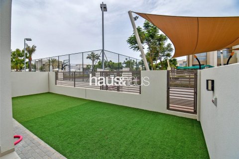 阿联酋 Dubai Arabian Ranches 2 待租 : 4 卧, 242 平方米 , 编号626770 - 照片 4