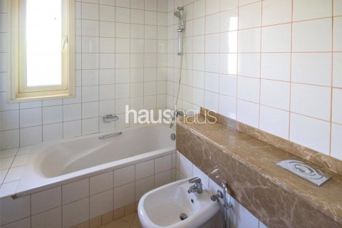 Зняти в оренду віллу в Арабиан Ранчес, Дубай, ОАЕ 5 спалень, 450м2, № 626772 - фото 16
