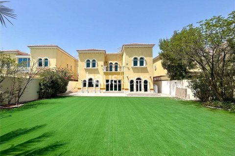 Villa en Jumeirah Park, Dubai, EAU 3 dormitorios, 294 m² № 626771