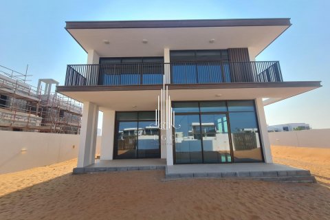 Villa zur Miete in Abu Dhabi, VAE 5 Schlafzimmer, 779.9 m2 Nr. 535150 - Foto 2