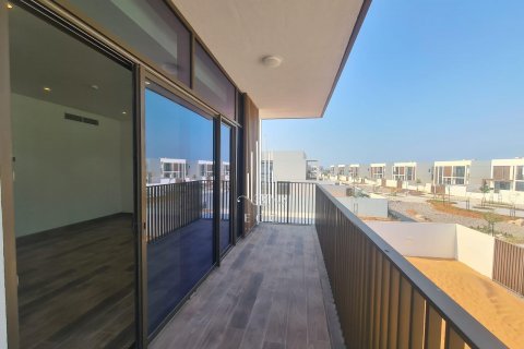 Villa zur Miete in Abu Dhabi, VAE 5 Schlafzimmer, 779.9 m2 Nr. 535150 - Foto 3
