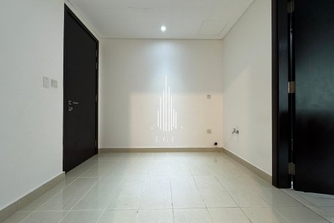 Huoneisto Al Reem Island, Abu Dhabi, Arabiemiraatit 4 makuuhuonetta, 277.1 m2 № 535151 - kuva 11