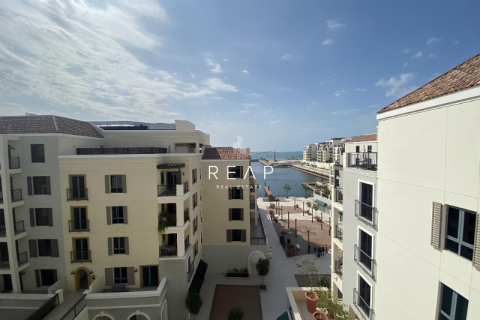 Üürile anda korter asukohaga Jumeirah, Dubai, AÜE: 2 magamistoaga, 111.9 m² Nr 499510 - pilt 2