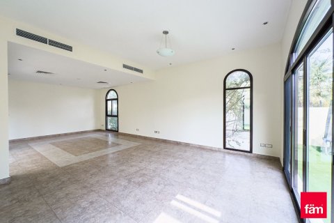Shtëpi në qytet në Dubai, Emiratet e Bashkuara Arabe 4 dhoma gjumi, 423.9 m2. № 760502