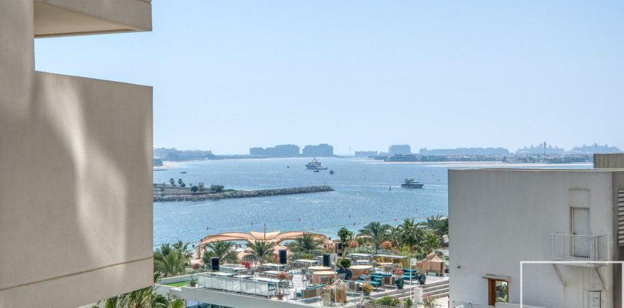 Apartamento en Palm Jumeirah, Dubai, EAU 2 dormitorios, 180.79 m² № 747548