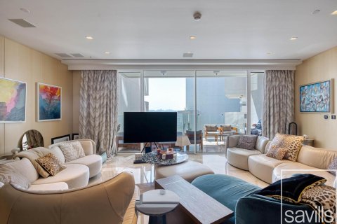 Apartamento en alquiler en Palm Jumeirah, Dubai, EAU 2 dormitorios, 180.79 m2 № 747548 - foto 3