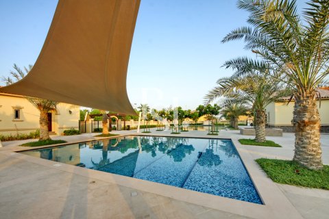 Vila na Saadiyat Island, Abu Dhabi, SAE 4 spálne, 482 m2 č. 716882 - Fotografia 5