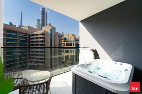 Lägenhet till försäljning i Business Bay, Dubai, UAE 56.6 kvm Nr. 721643 - fotografi 14