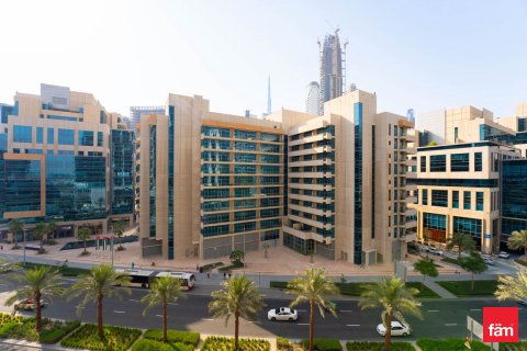 Lägenhet till försäljning i Business Bay, Dubai, UAE 56.6 kvm Nr. 721643 - fotografi 18