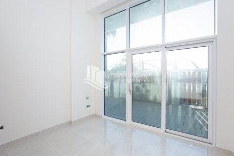 דירה למכירה ב Al Raha Beach, Abu Dhabi, איחוד האמירויות 2 חדרי שינה, 128 מ"ר, מספר 716190 - תמונה 4
