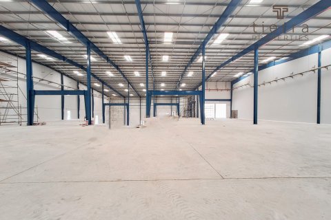 Magazinë në Al Quoz, Dubai, Emiratet e Bashkuara Arabe 3911.2 m2. № 571571 - Foto 4