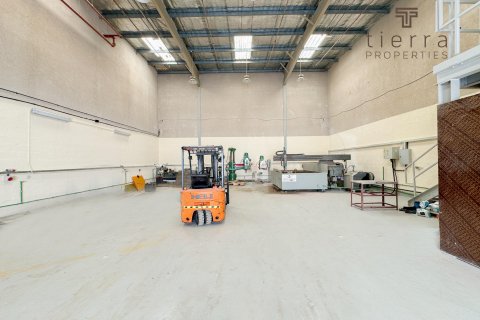 Gudang di Jebel Ali, Dubai, UAE 280.6 meter persegi № 571572