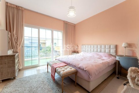Villa en venta en Arabian Ranches, Dubai, EAU 2 dormitorios, 175 m2 № 625838 - foto 7