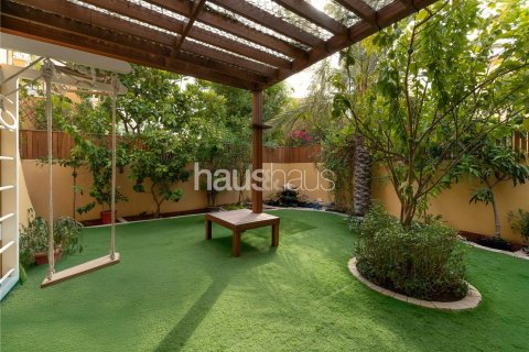 Villa en venta en Arabian Ranches, Dubai, EAU 2 dormitorios, 175 m2 № 625838 - foto 9