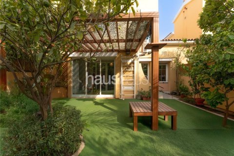 Villa en venta en Arabian Ranches, Dubai, EAU 2 dormitorios, 175 m2 № 625838 - foto 2