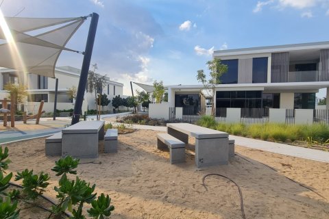Villa à Tilal Al Ghaf, Dubai, EAU: 5 chambres, 530.38 m2 № 750960