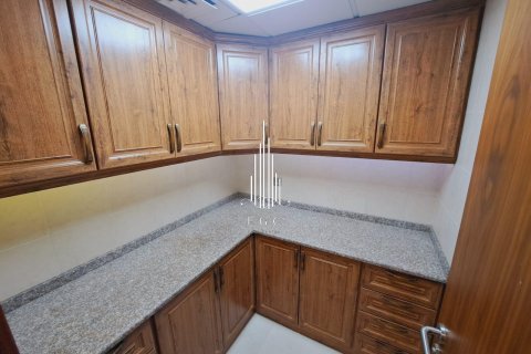 Villa en alquiler en Al Bateen, Abu Dhabi, EAU 4 dormitorios, 430 m2 № 534208 - foto 10