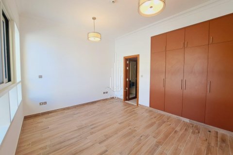 Villa en alquiler en Al Bateen, Abu Dhabi, EAU 4 dormitorios, 430 m2 № 534208 - foto 23