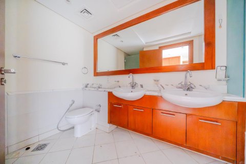 Lakás itt: The Views, Dubai, EAE, 2 hálószoba, 131.74 m², azonosító: 749655 - fénykép 12