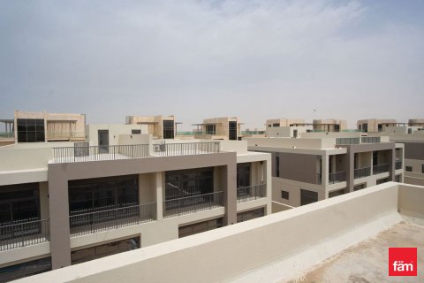Villa in Dubai, UAE 4 bedrooms, 255 sq.m. № 698902 - photo 18