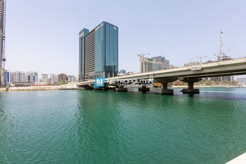 Apartmen di Al Maryah Island, Abu Dhabi, UAE 3 bilik tidur, 128.7 meter persegi № 693884 - foto 13