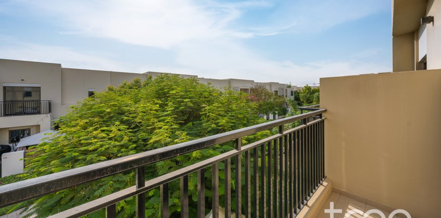 Maison de ville à Town Square, Dubai, EAU: 3 chambres, 195.93 m2 № 753815