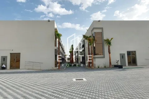Prédio para venda em Dubai, EAU 4792 m2 № 620133 - foto 5