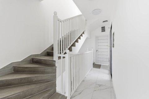 Müüa ridamaja asukohaga Dubai, AÜE: 3 magamistoaga, 174.75 m² Nr 748770 - pilt 9