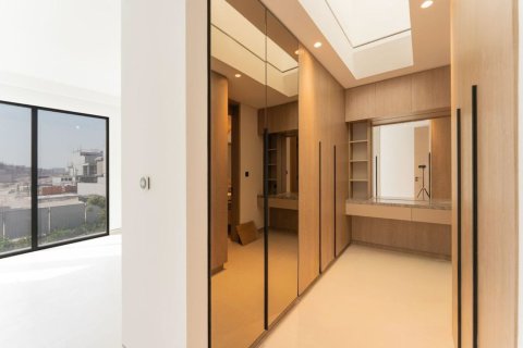 Müüa villa asukohaga Tilal Al Ghaf, Dubai, AÜE: 4 magamistoaga, 436.09 m² Nr 748772 - pilt 18