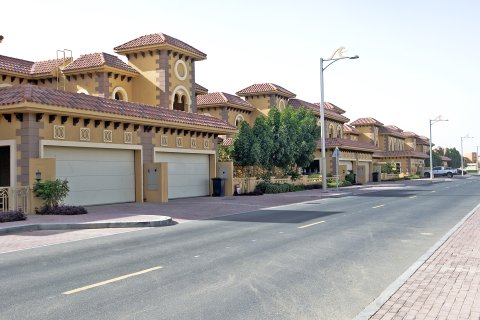 ویلا برای فروش در  Falcon City of Wonders، Dubai، امارات متحده عربی  5 خوابه ، 814.02 متر مربع ، شماره 748774 - تصویر 13