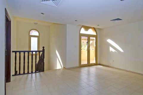 ویلا برای فروش در  Falcon City of Wonders، Dubai، امارات متحده عربی  5 خوابه ، 814.02 متر مربع ، شماره 748774 - تصویر 8
