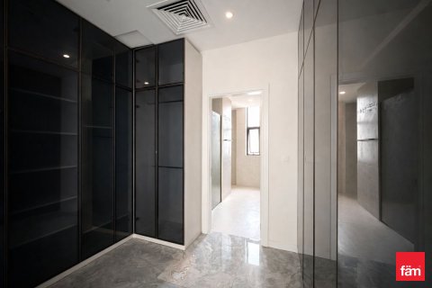 Vila di Dubai, UEA 6 kamar tidur, 755.6 m2 nomor 701278 - foto 12