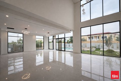 Vila di Dubai, UEA 6 kamar tidur, 755.6 m2 nomor 701278 - foto 2