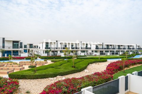 טאונהאוס להשכרה ב Jumeirah Village Triangle, Dubai, איחוד האמירויות 4 חדרי שינה, 255.48325000 מ"ר, מספר 705584 - תמונה 4