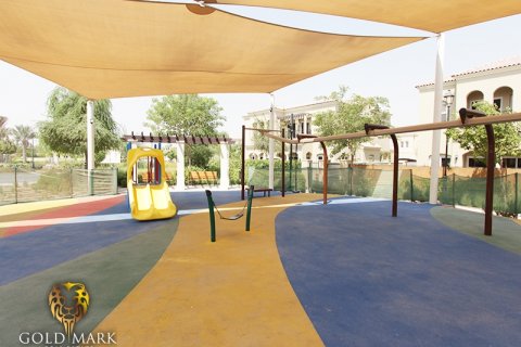 טאונהאוס ב Dubai Land, Dubai, איחוד האמירויות 3 חדרי שינה, 161 מ