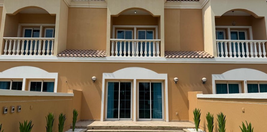 Kuća u nizu u gradu Jumeirah Village Triangle, Dubai, UAE 2 spavaće sobe, 152 m2 Br. 734165