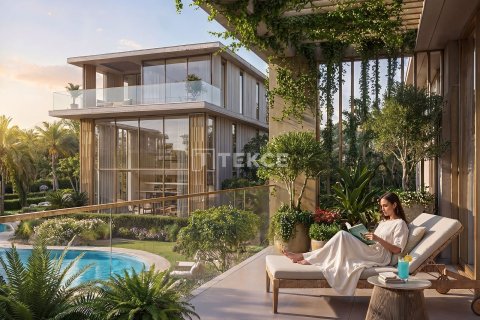 Villa in Dubai, UAE 6 bedrooms, 352 sq.m. № 716113 - photo 2