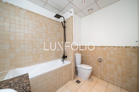 Apartman u Jumeirah Beach Residence, Dubai, UAE 2 spavaćih soba, 131 m2 Br. 628177 - fotografija 10