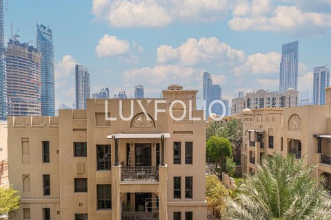 Apartamento en alquiler en Old Town, Dubai, EAU 2 dormitorios, 115 m2 № 628179 - foto 16