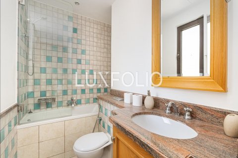 Apartamento en alquiler en Old Town, Dubai, EAU 2 dormitorios, 115 m2 № 628179 - foto 14