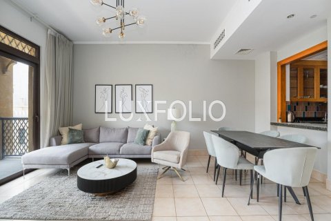 Apartamento en alquiler en Old Town, Dubai, EAU 2 dormitorios, 115 m2 № 628179 - foto 2